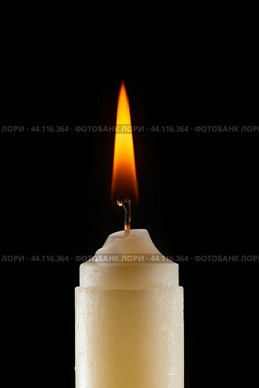 Wooden matches with fire on a black background. Стоковое фото, фотограф ~✿Eлена Челышева(Кочина)✿~ / Фотобанк Лори