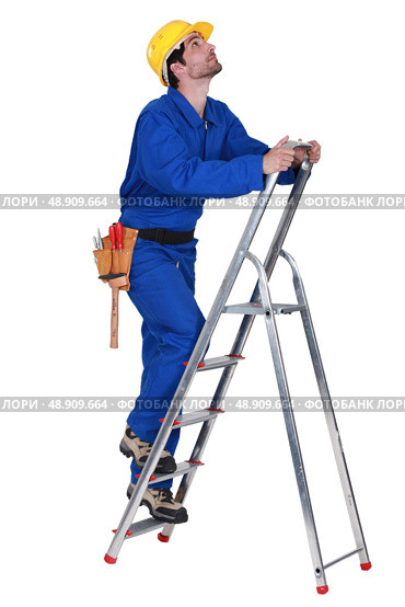 Worker on a stepladder. Стоковое фото, агентство Ingram Publishing / Фотобанк Лори