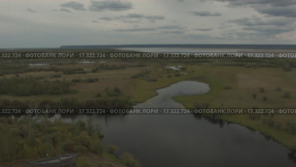 Якутия. Соттинцы. Вид с коптера. Стоковое видео, видеограф Евгений Ковалев / Фотобанк Лори