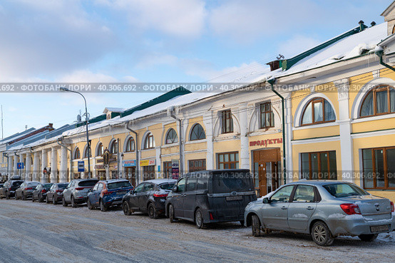 Январское утро на улице Карла Либкнехта. Ростов, Золотое кольцо (2023 год). Редакционное фото, фотограф Виктор Карасев / Фотобанк Лори