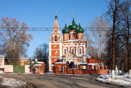 Ярославль, Храм Архангела михаила (2012 год). Стоковое фото, фотограф ElenArt / Фотобанк Лори