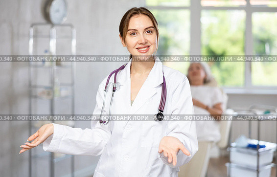 Young doctor with stethoscope. Стоковое фото, фотограф Яков Филимонов / Фотобанк Лори