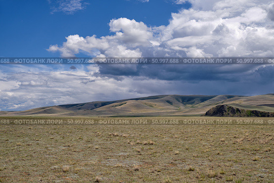 Yustyd River valley. Kosh-Agach intermountain valley in Gorny Altai Republic. Стоковое фото, фотограф Сергей Пристяжнюк (Serg Zastavkin) / Фотобанк Лори