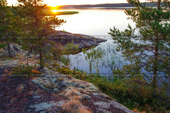 Закат на Ладожских шхерах. Ладожское озеро, Карелия, Россия. Стоковое фото, фотограф Natalia Sidorova / Фотобанк Лори