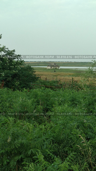 Закат над Ханскими озёрами (2021 год). Редакционное фото, фотограф Мария Сергеева / Фотобанк Лори