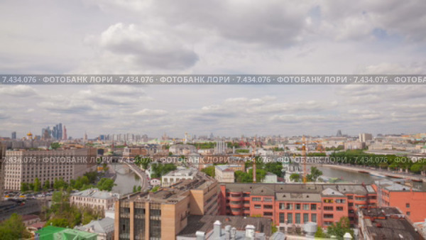 Замоскворечье, день. Таймлапс в Москве (2015 год). Стоковое видео, видеограф Кирилл Трифонов / Фотобанк Лори