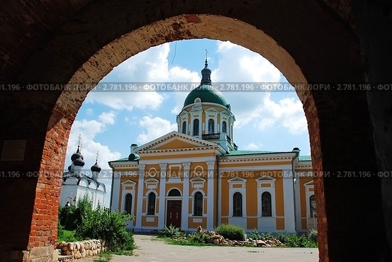Зарайск. Кремль. Собор Иоанна Предтечи (2011 год). Редакционное фото, фотограф lana1501 / Фотобанк Лори