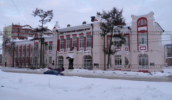 Здание Томского педагогического универститета (2018 год). Редакционное фото, фотограф Максим Гулячик / Фотобанк Лори