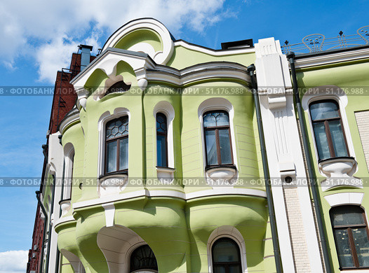 Жилой дом Абрикосовых (фрагмент здания). Малая Красносельская улица, дом 7, строение 31. Москва. Редакционное фото, фотограф E. O. / Фотобанк Лори