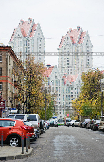 ЖК "Эльсинор" на улице Маршала Соколовского (2013 год). Редакционное фото, фотограф Алёшина Оксана / Фотобанк Лори