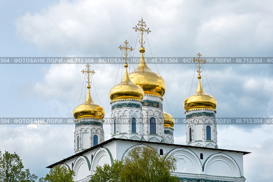 Золотые купола Иосифо-Волоцкого монастыря. Волоколамск. (2024 год). Стоковое фото, фотограф Лариса Гордеева / Фотобанк Лори